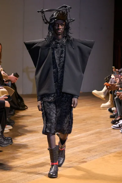Look 1